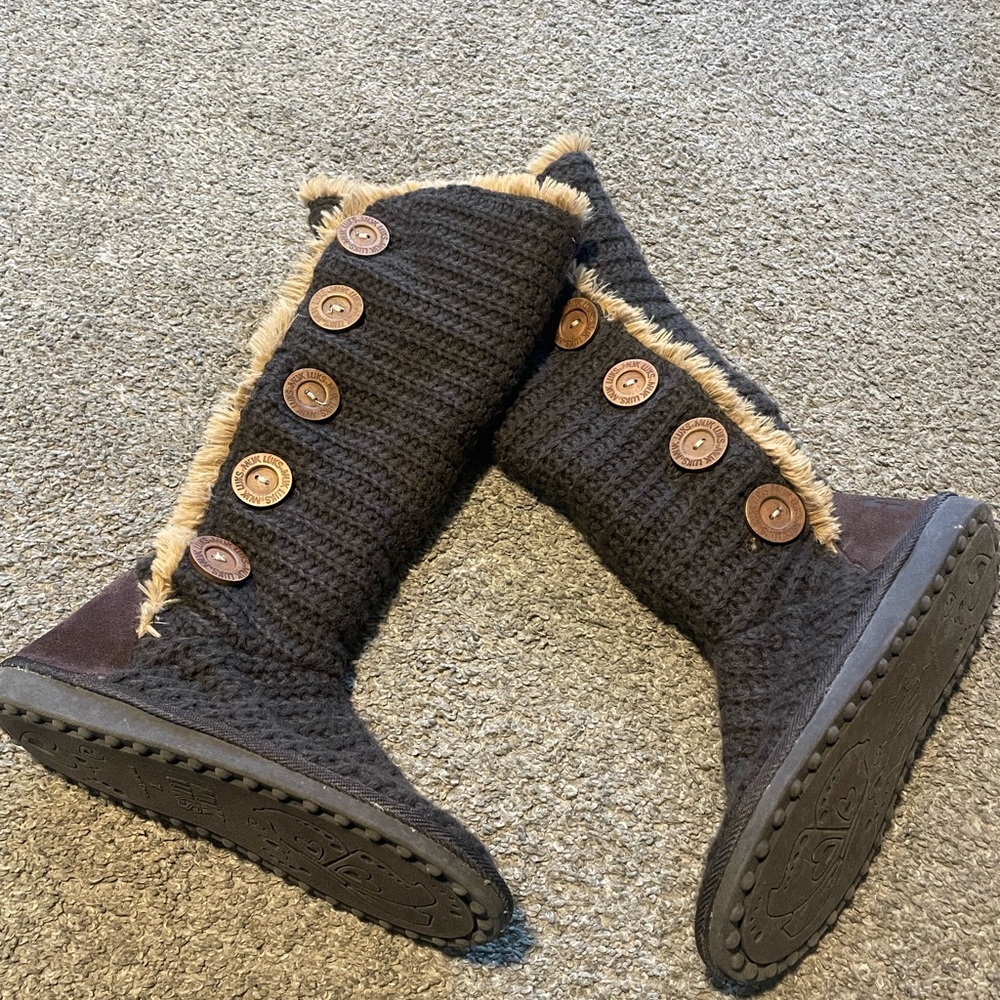 Muk Luks brown sweater boots